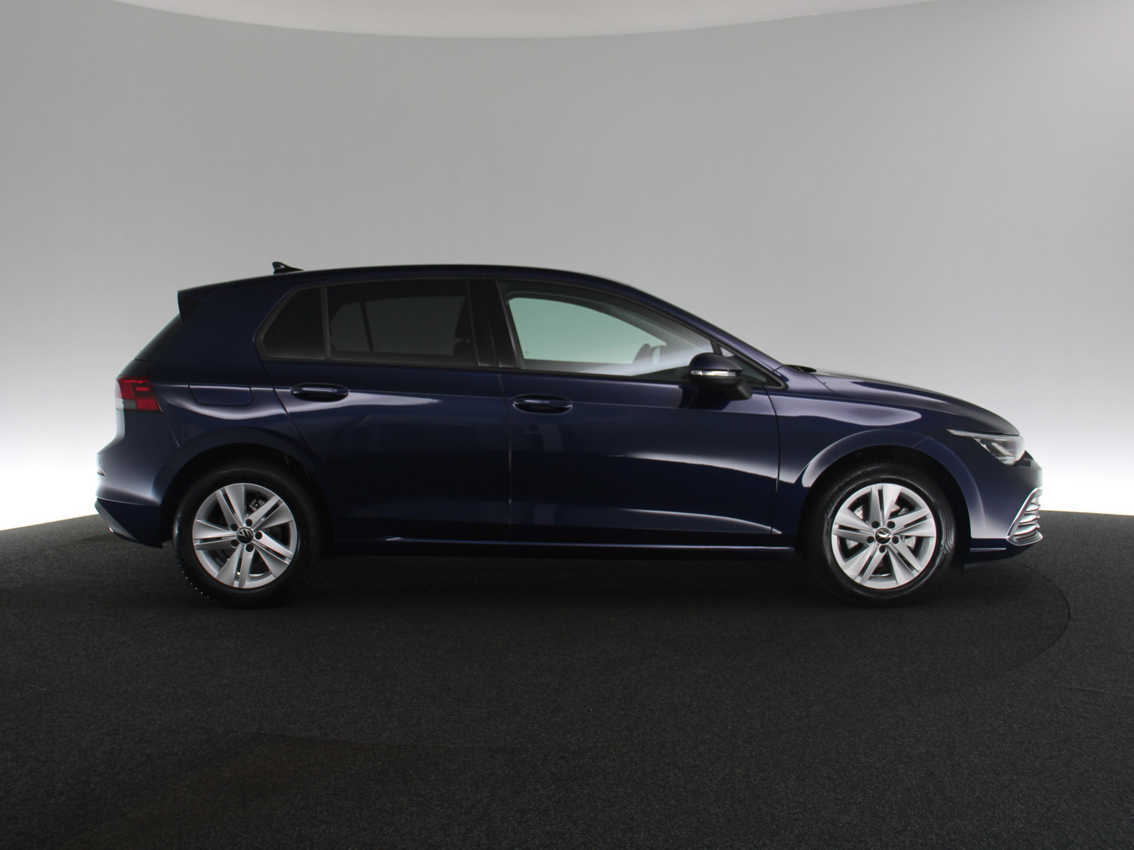 VW Golf VIII 1.5 eTSI Life VW Golf VIII 1.5 eTSI Life