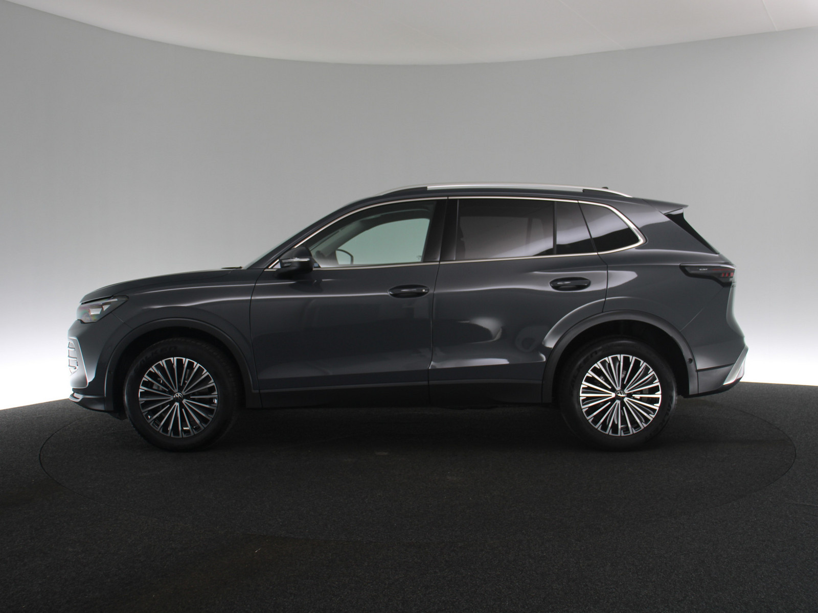 VW Tiguan 2.0 TDI Elegance 4Motion VW Tiguan 2.0 TDI Elegance 4Motion