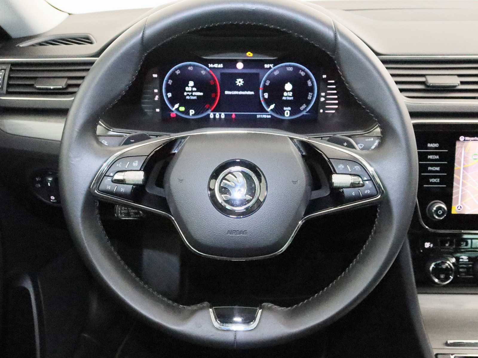 SKODA Superb Combi 2.0 TDI Style SKODA Superb Combi 2.0 TDI Style