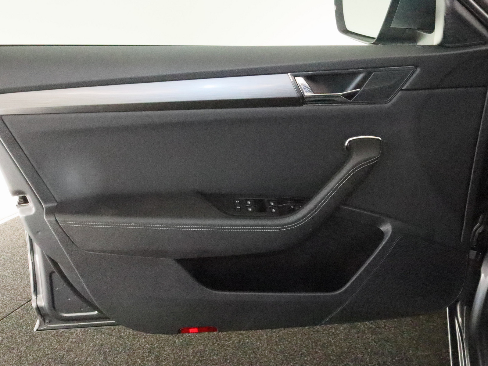 SKODA Superb Combi 2.0 TDI Style SKODA Superb Combi 2.0 TDI Style