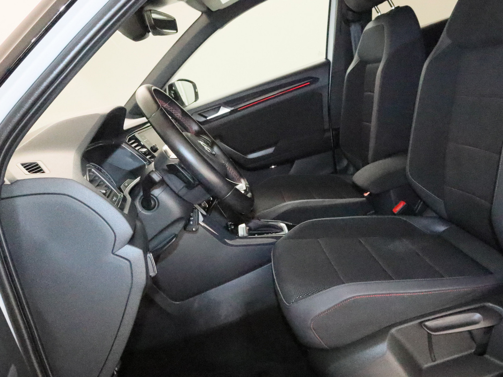 VW T-Roc 2.0 TDI Sport VW T-Roc 2.0 TDI Sport