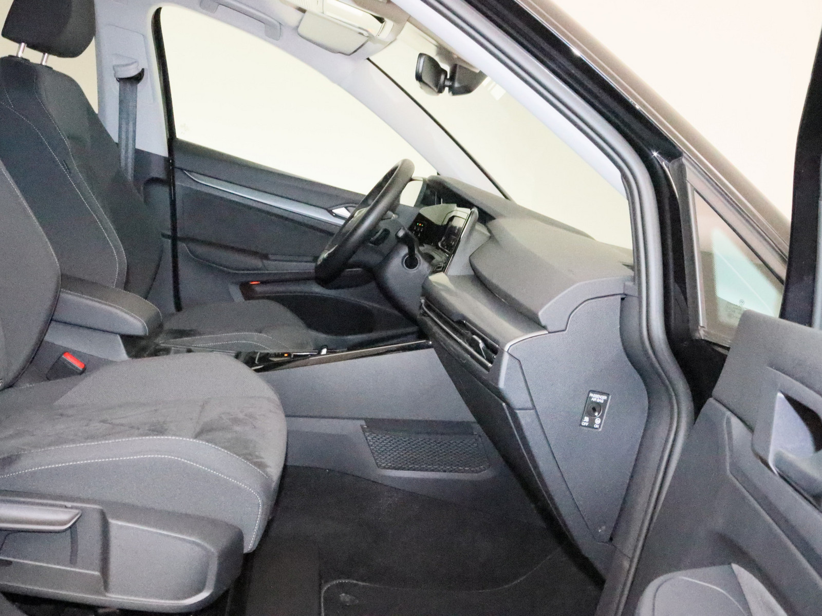 VW Golf VIII 1.5 eTSI Style VW Golf VIII 1.5 eTSI Style