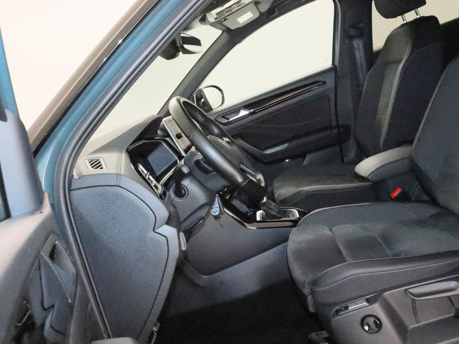 VW T-Roc 2.0 TDI R-Line VW T-Roc 2.0 TDI R-Line