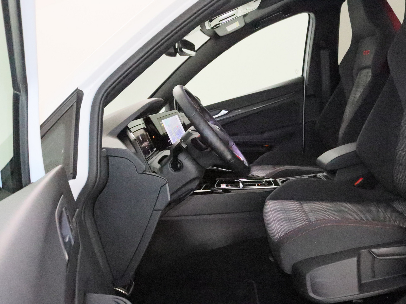 VW Golf VIII 2.0 TSI GTI VW Golf VIII 2.0 TSI GTI