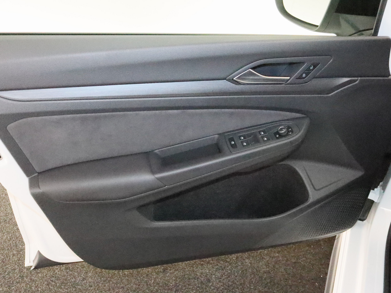 VW Golf VIII 2.0 TSI GTI VW Golf VIII 2.0 TSI GTI