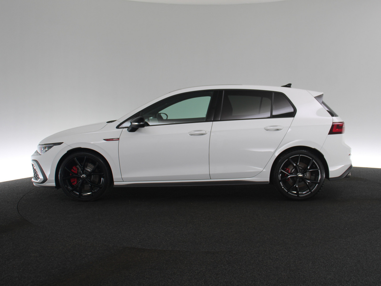 VW Golf VIII 2.0 TSI GTI VW Golf VIII 2.0 TSI GTI