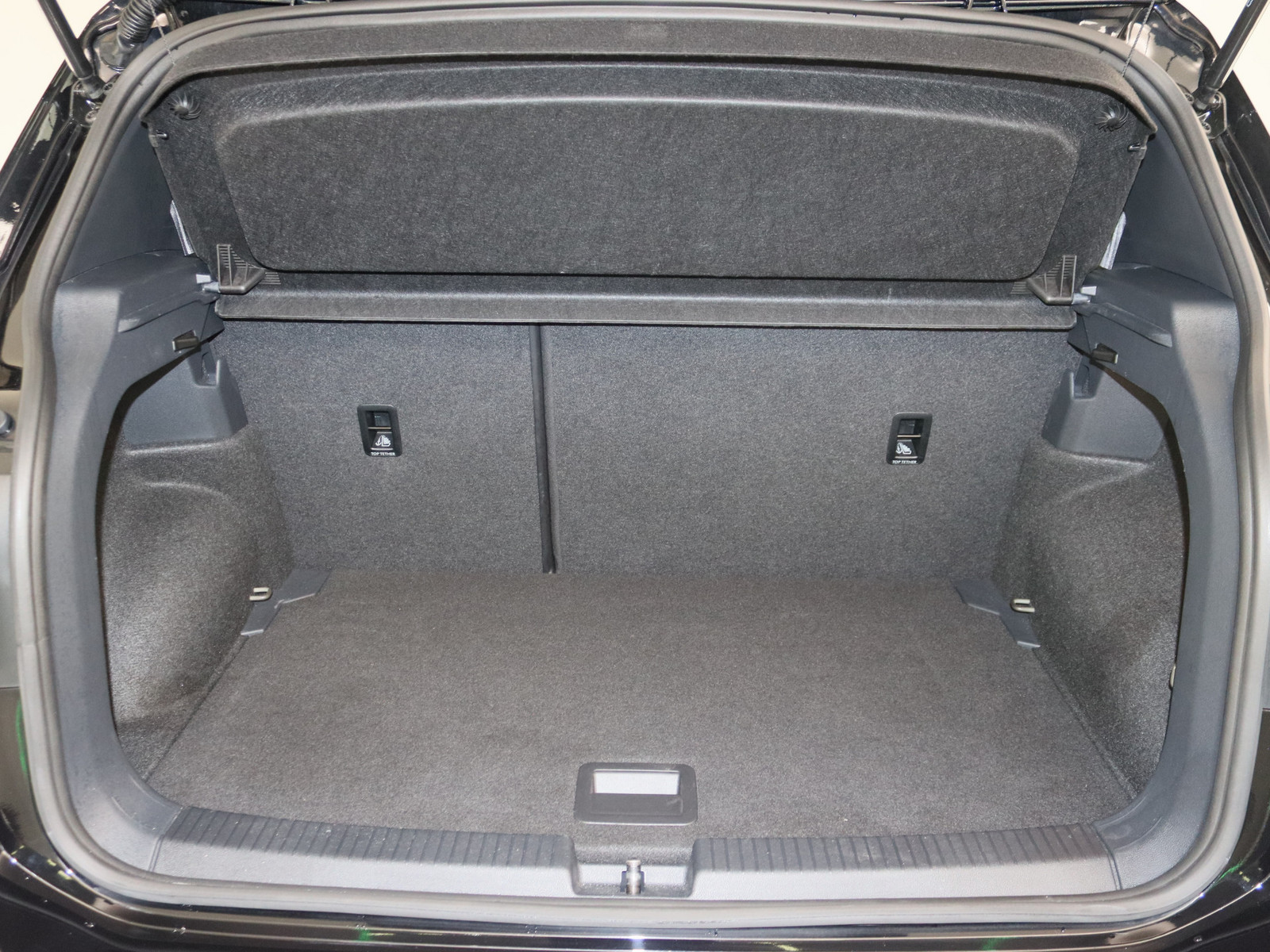 VW T-Cross 1.0 TSI Goal VW T-Cross 1.0 TSI Goal