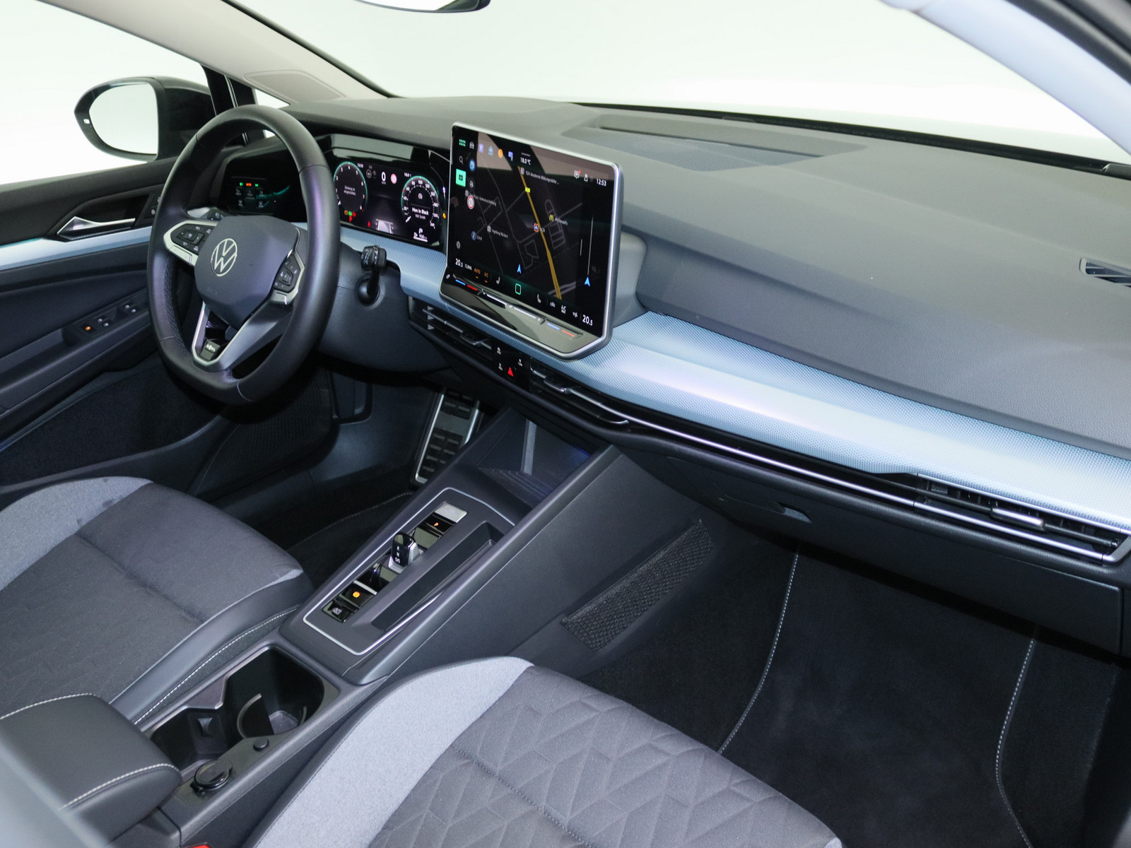 VW Golf VIII 1.5 eTSI Goal VW Golf VIII 1.5 eTSI Goal