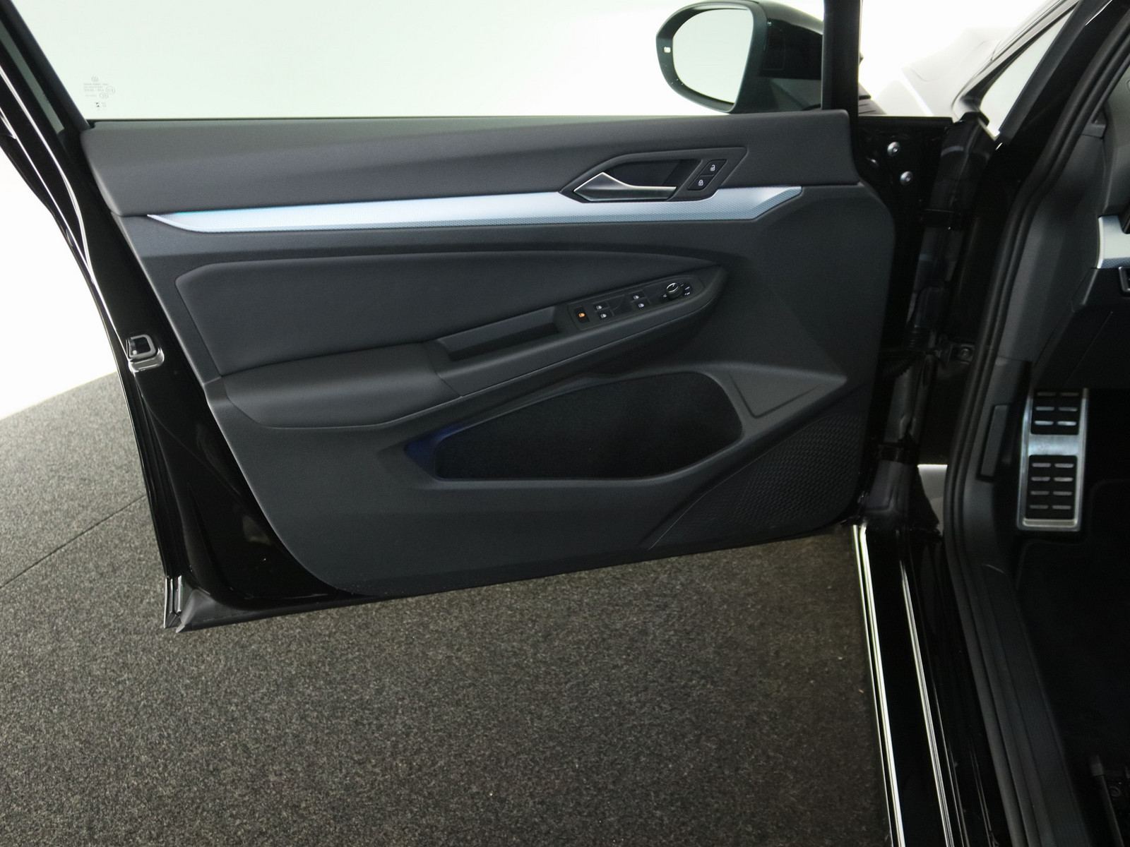 VW Golf VIII 1.5 eTSI Goal VW Golf VIII 1.5 eTSI Goal