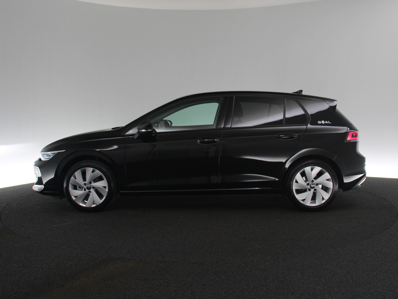 VW Golf VIII 1.5 eTSI Goal VW Golf VIII 1.5 eTSI Goal