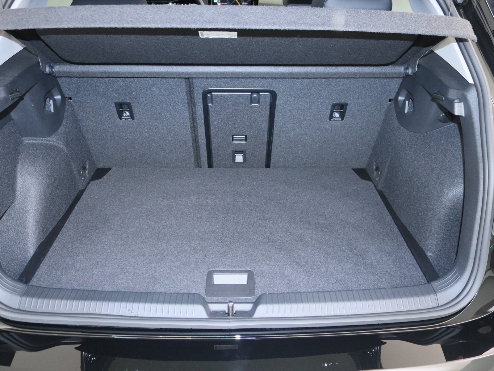 VW Golf VIII 1.5 eTSI Goal VW Golf VIII 1.5 eTSI Goal