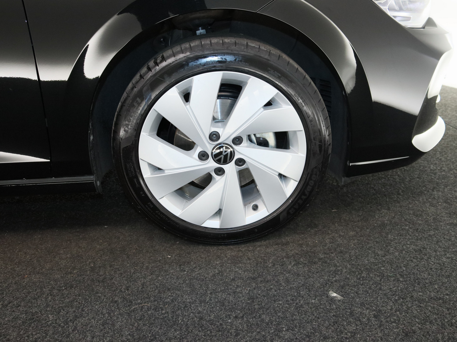 VW Golf VIII 1.5 eTSI Goal VW Golf VIII 1.5 eTSI Goal