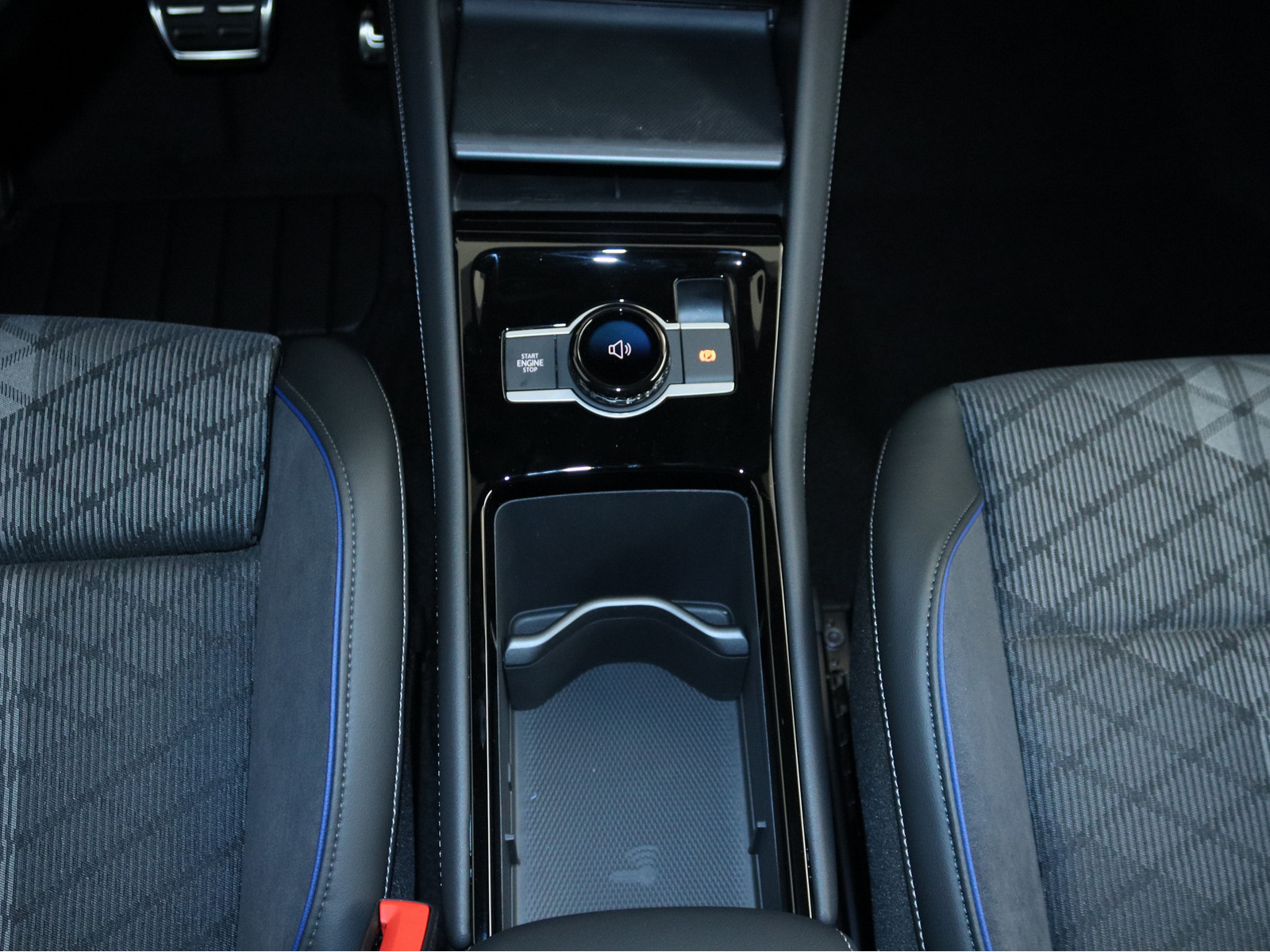 VW Tiguan 2.0 TDI R-Line 4Motion VW Tiguan 2.0 TDI R-Line 4Motion