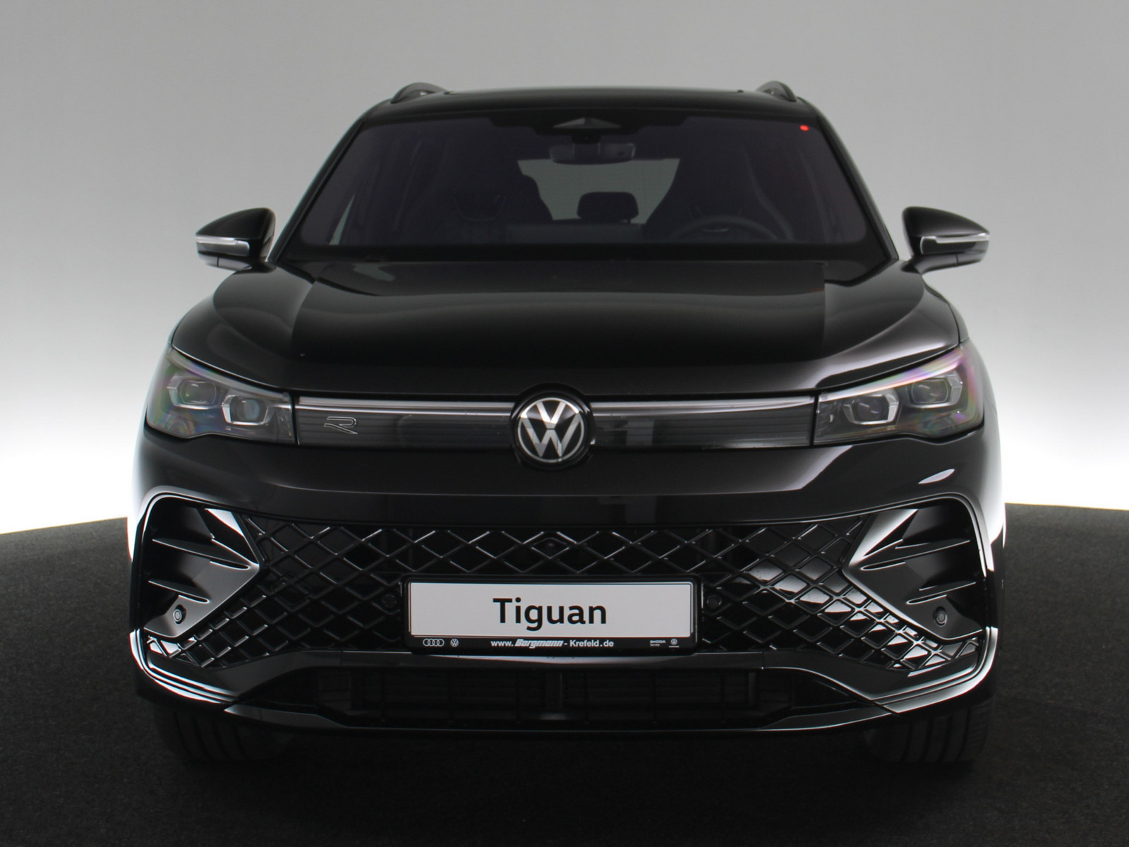 VW Tiguan 2.0 TDI R-Line 4Motion VW Tiguan 2.0 TDI R-Line 4Motion