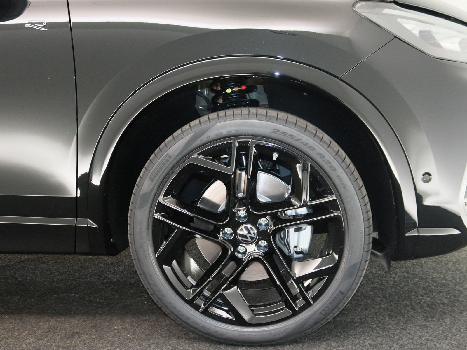 VW Tiguan 2.0 TDI R-Line 4Motion VW Tiguan 2.0 TDI R-Line 4Motion