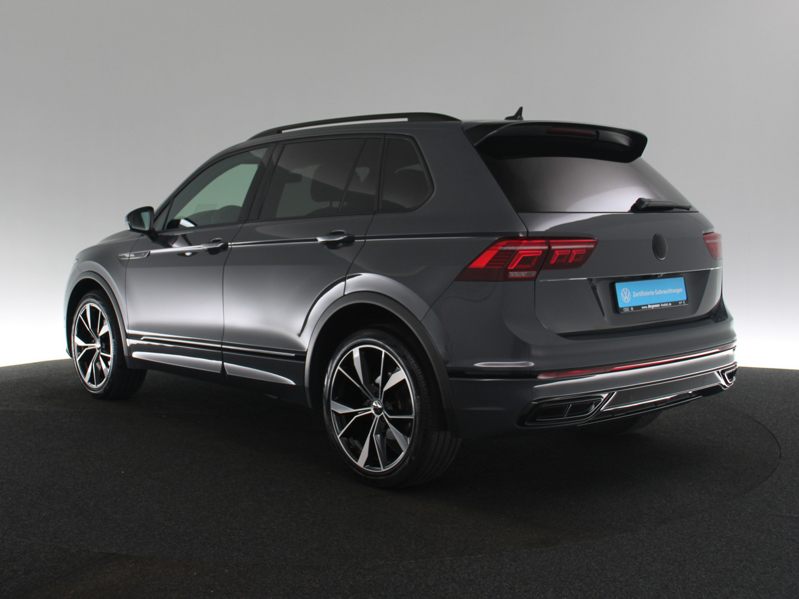 VW Tiguan 2.0 TDI R-Line 4Motion VW Tiguan 2.0 TDI R-Line 4Motion