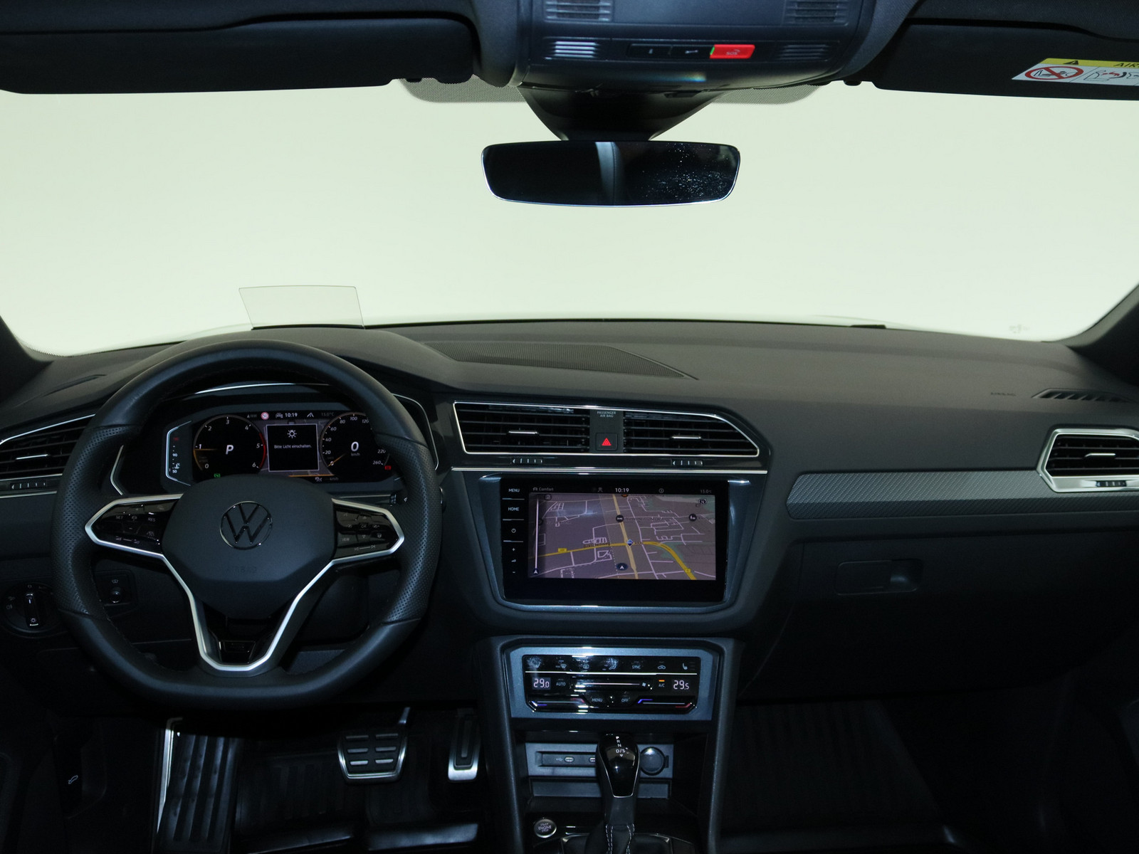 VW Tiguan 2.0 TDI R-Line 4Motion VW Tiguan 2.0 TDI R-Line 4Motion