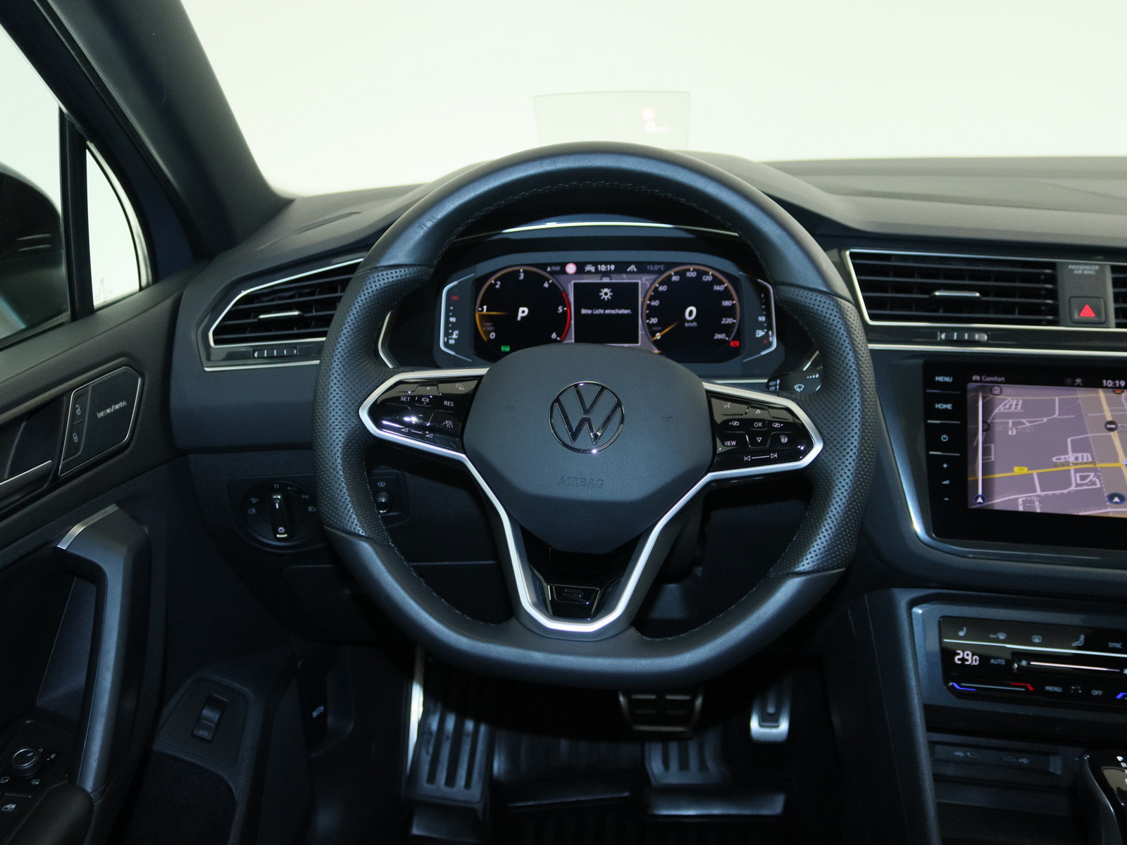 VW Tiguan 2.0 TDI R-Line 4Motion VW Tiguan 2.0 TDI R-Line 4Motion