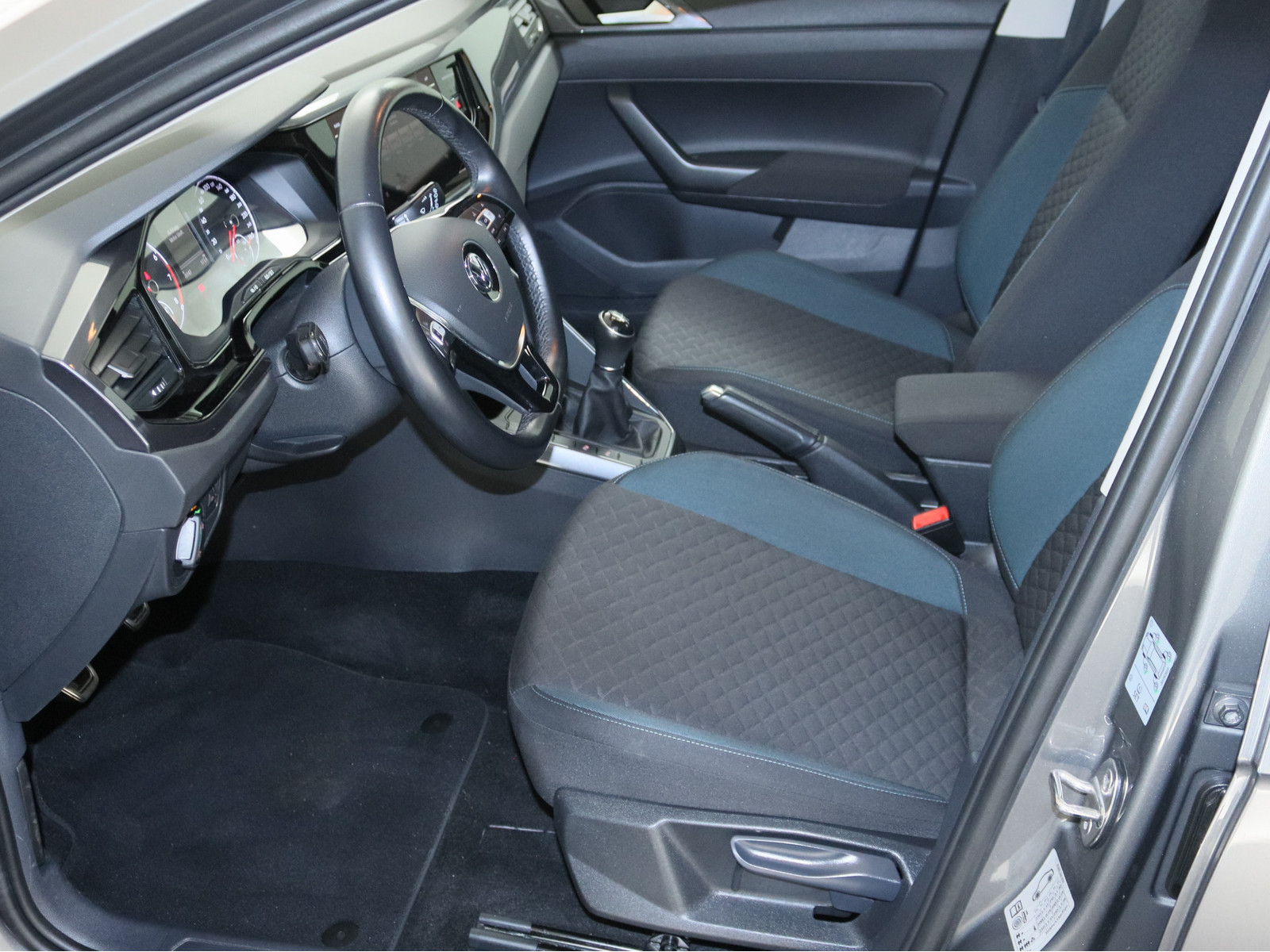 VW Polo 1.0 IQ.DRIVE VW Polo 1.0 IQ.DRIVE