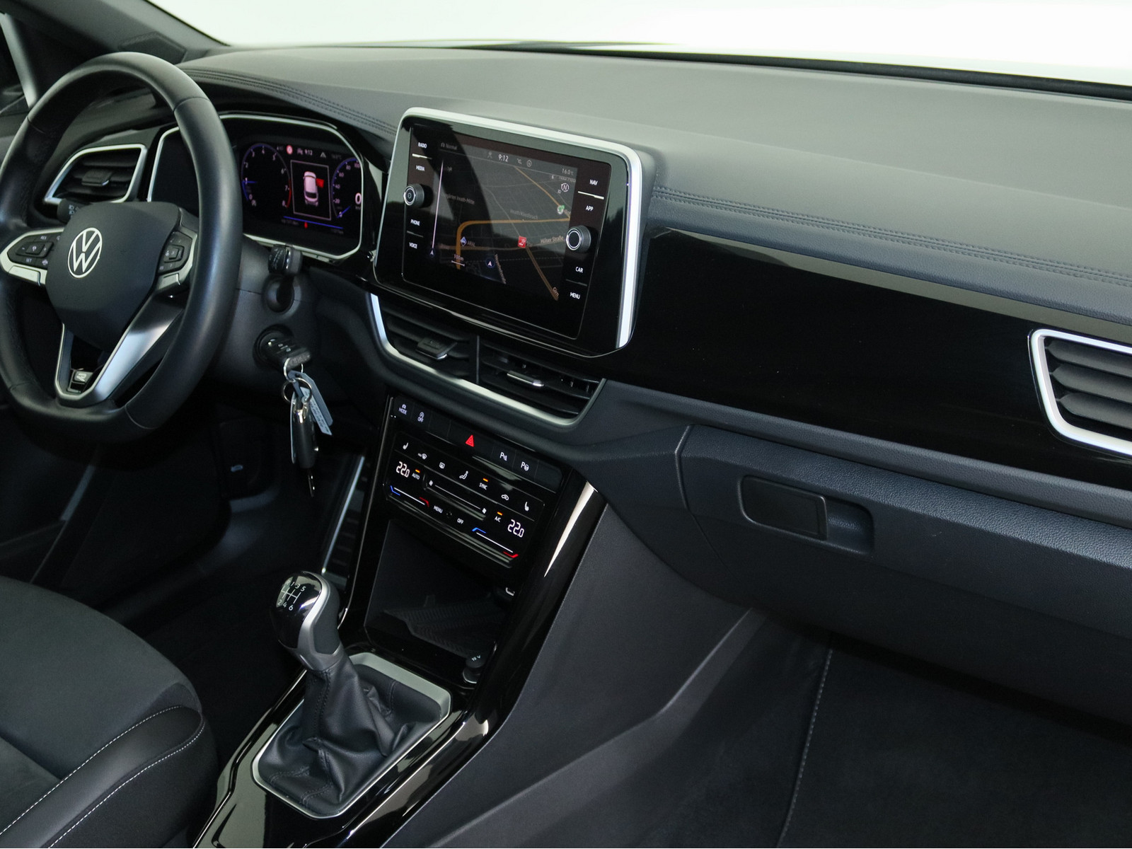 VW T-Roc 1.0 TSI R-Line VW T-Roc 1.0 TSI R-Line