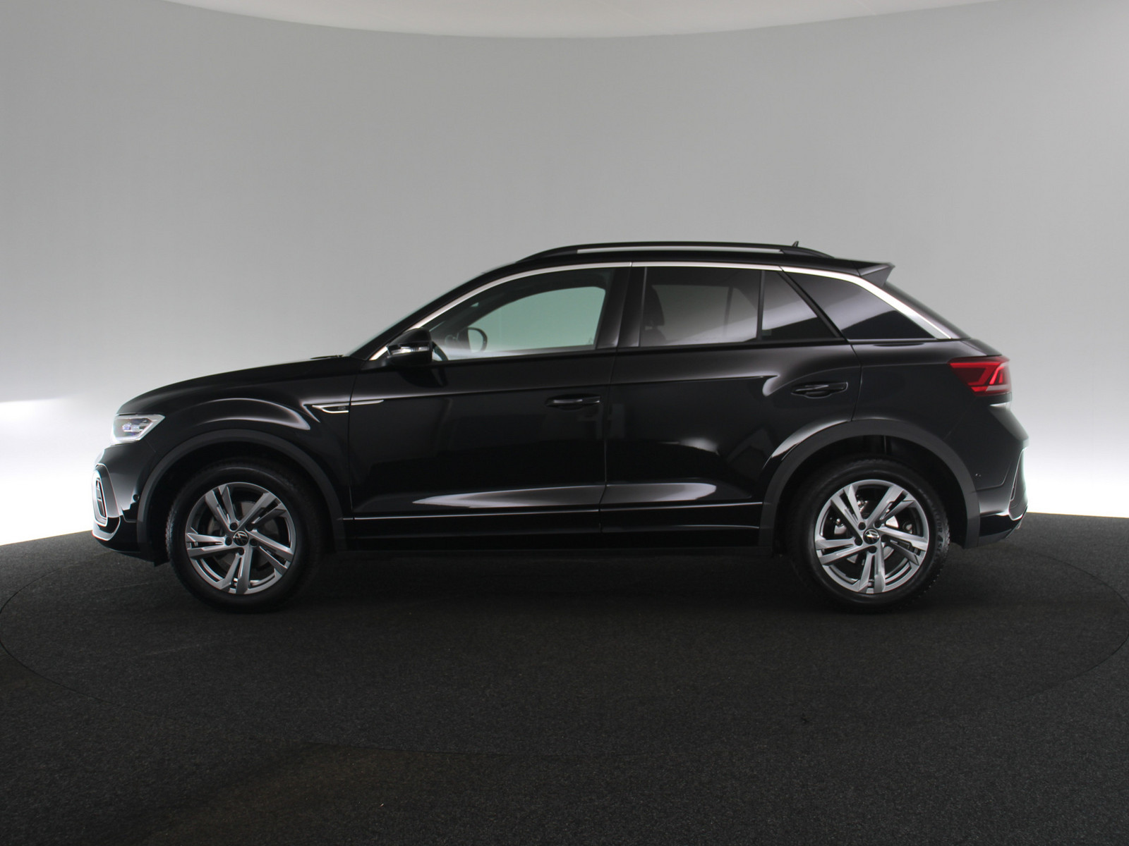 VW T-Roc 1.0 TSI R-Line VW T-Roc 1.0 TSI R-Line