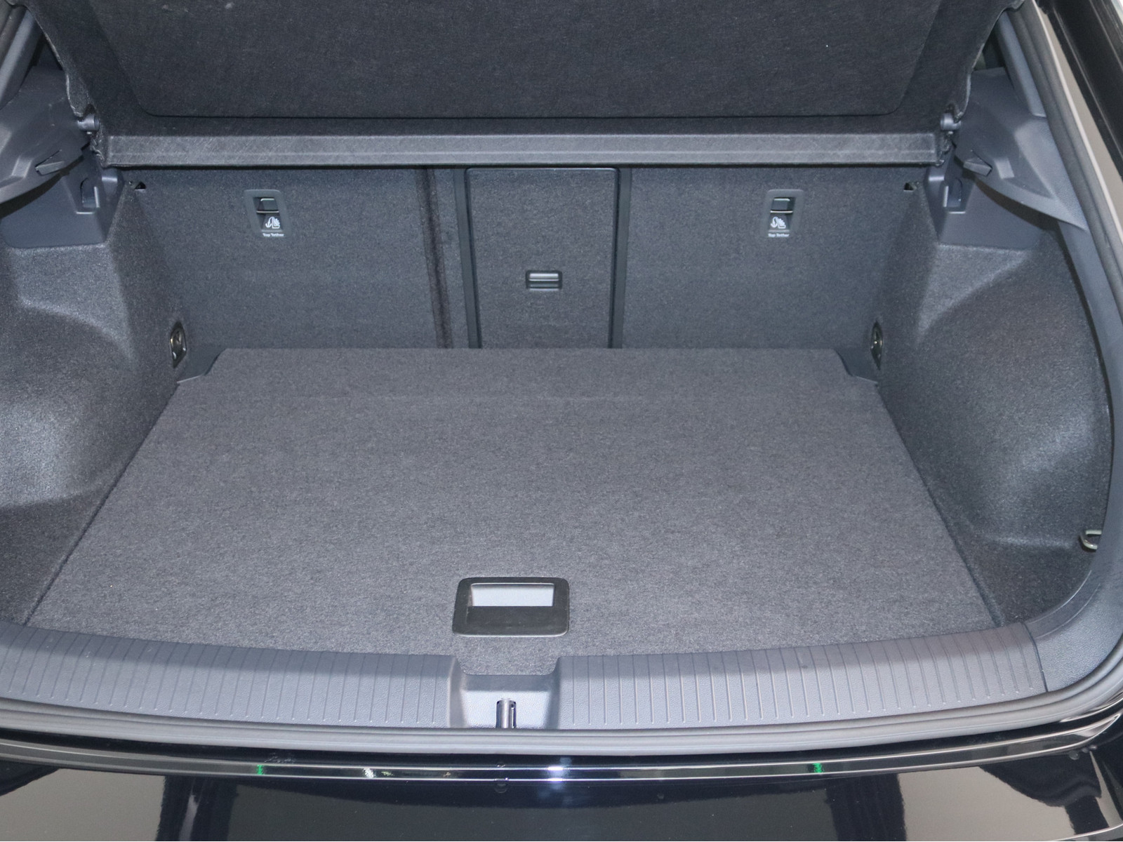 VW T-Roc 1.0 TSI R-Line VW T-Roc 1.0 TSI R-Line