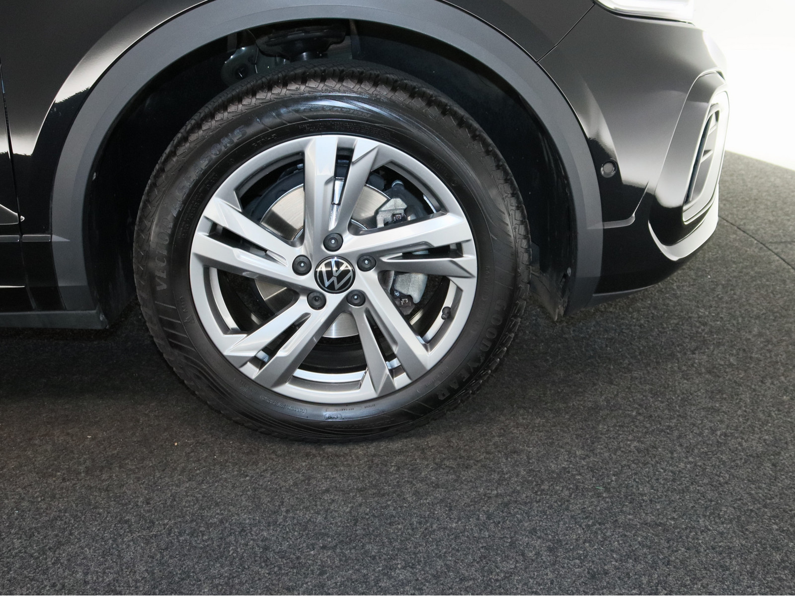 VW T-Roc 1.0 TSI R-Line VW T-Roc 1.0 TSI R-Line