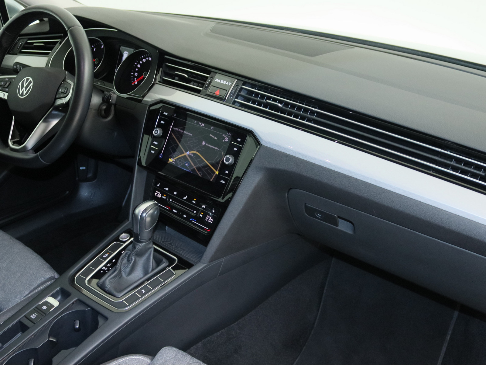 VW Passat Variant 2.0 TDI Business VW Passat Variant 2.0 TDI Business