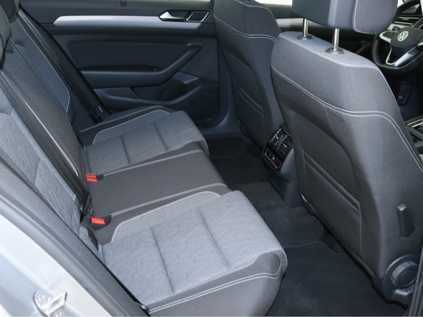 VW Passat Variant 2.0 TDI Business VW Passat Variant 2.0 TDI Business