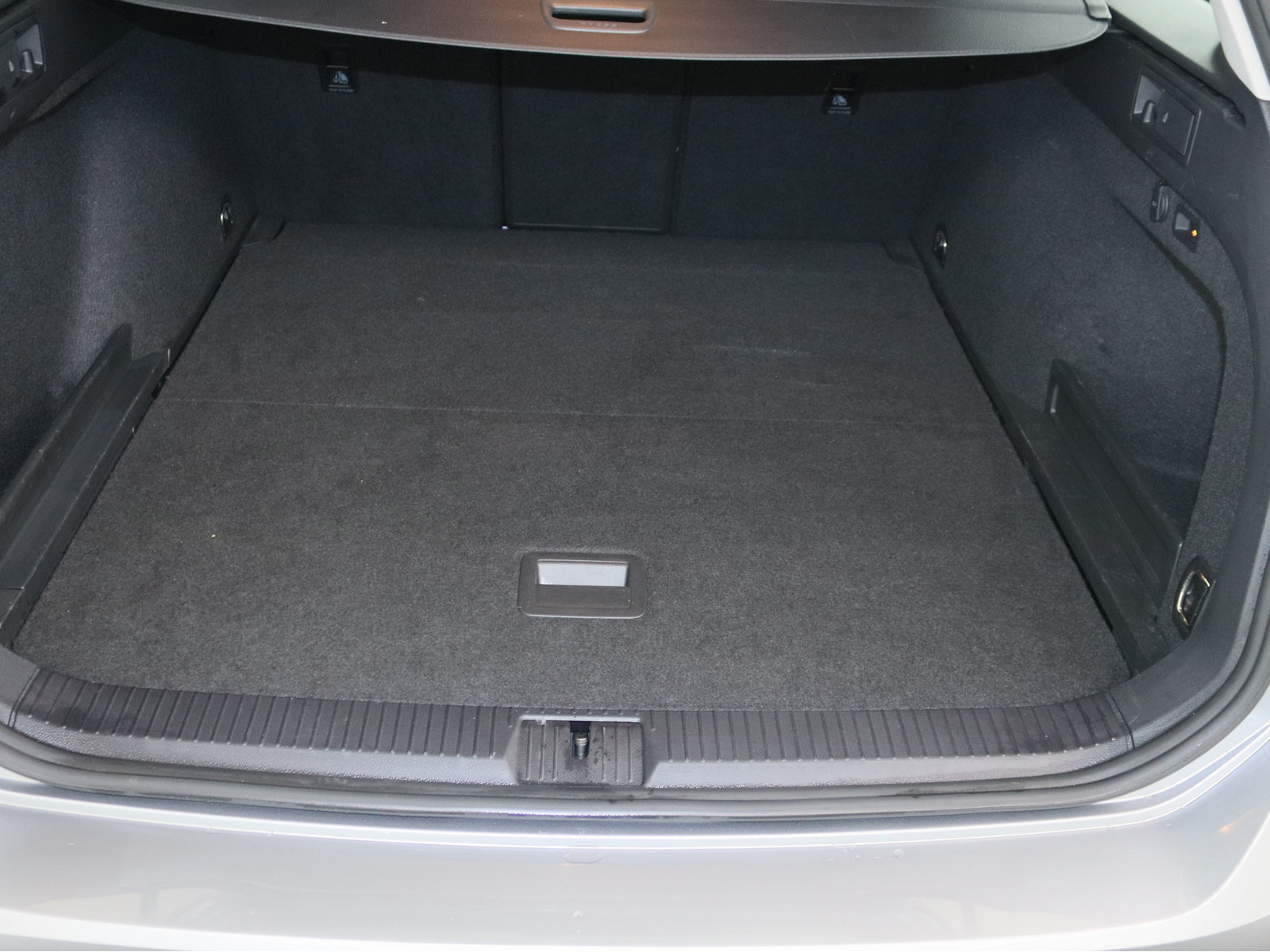 VW Passat Variant 2.0 TDI Business VW Passat Variant 2.0 TDI Business