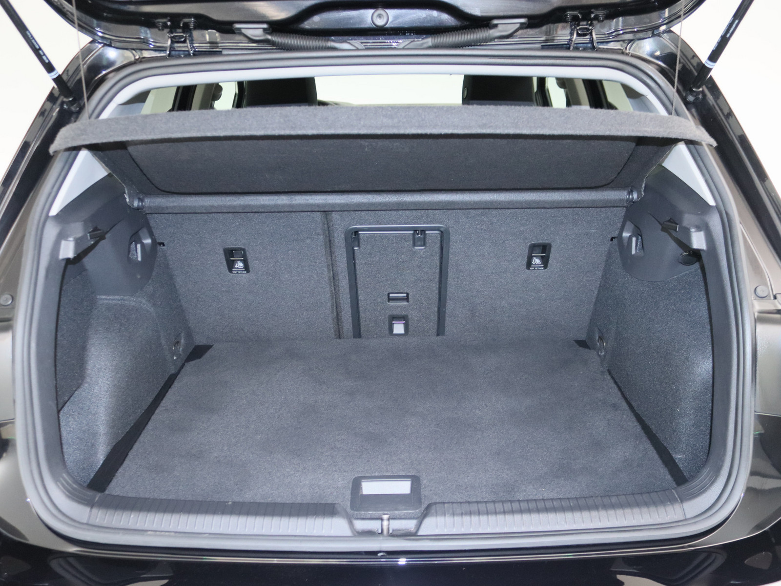 VW Golf VIII 1.5 eTSI Style VW Golf VIII 1.5 eTSI Style