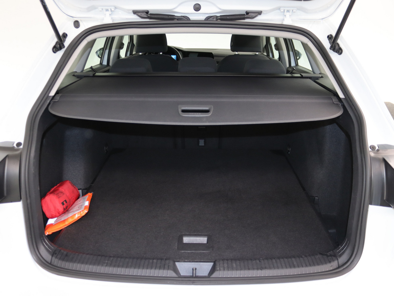 VW Golf VIII 2.0 TDI Life VW Golf VIII 2.0 TDI Life
