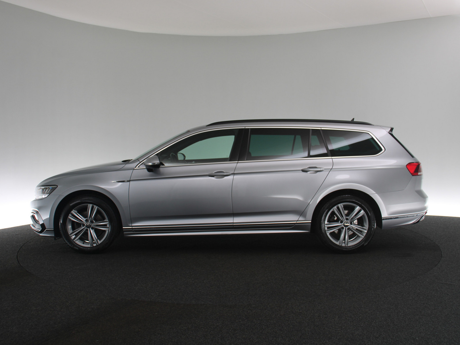 VW Passat Variant 4Motion 2.0 TDI Business VW Passat Variant 4Motion 2.0 TDI Business