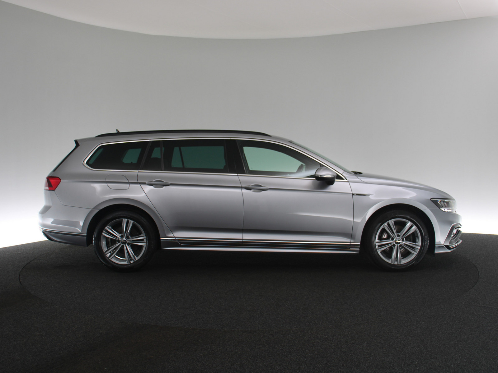 VW Passat Variant 4Motion 2.0 TDI Business VW Passat Variant 4Motion 2.0 TDI Business