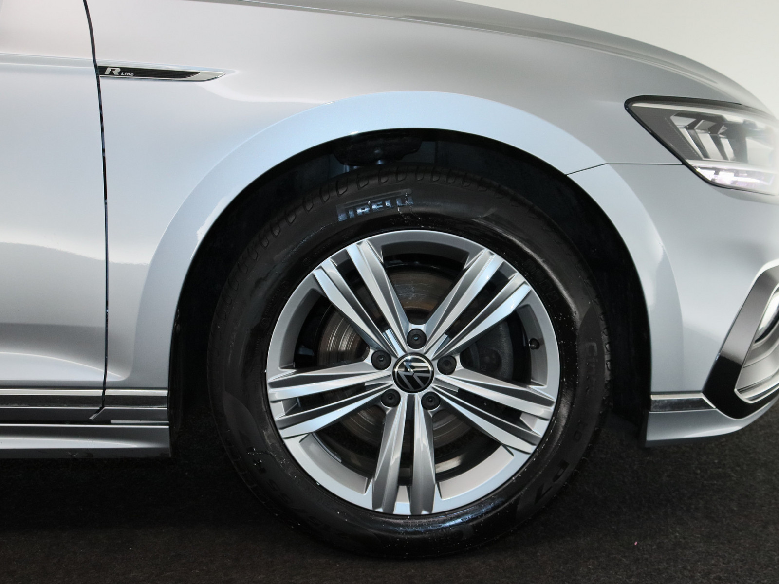 VW Passat Variant 4Motion 2.0 TDI Business VW Passat Variant 4Motion 2.0 TDI Business