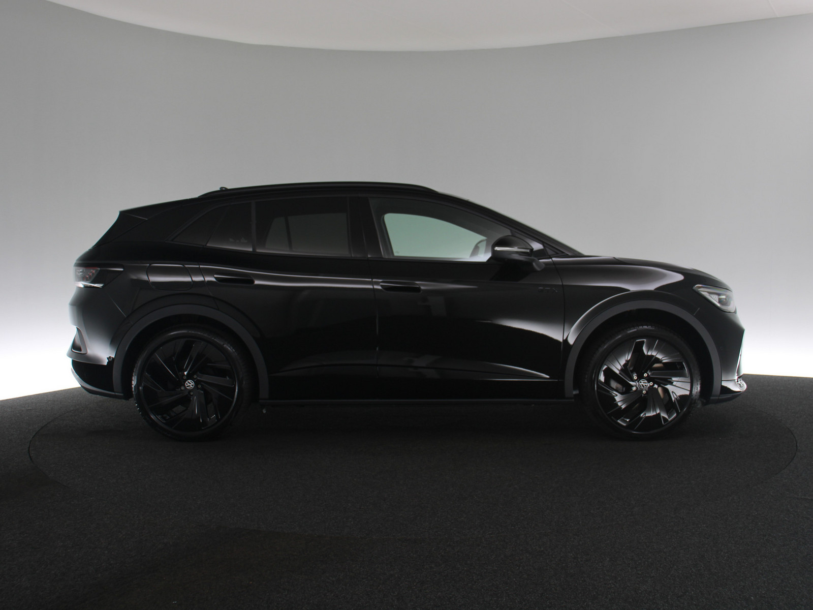 VW ID.4 GTX 79 kWh mit Entertainment-Paket 4Motion VW ID.4 GTX 79 kWh mit Entertainment-Paket 4Motion