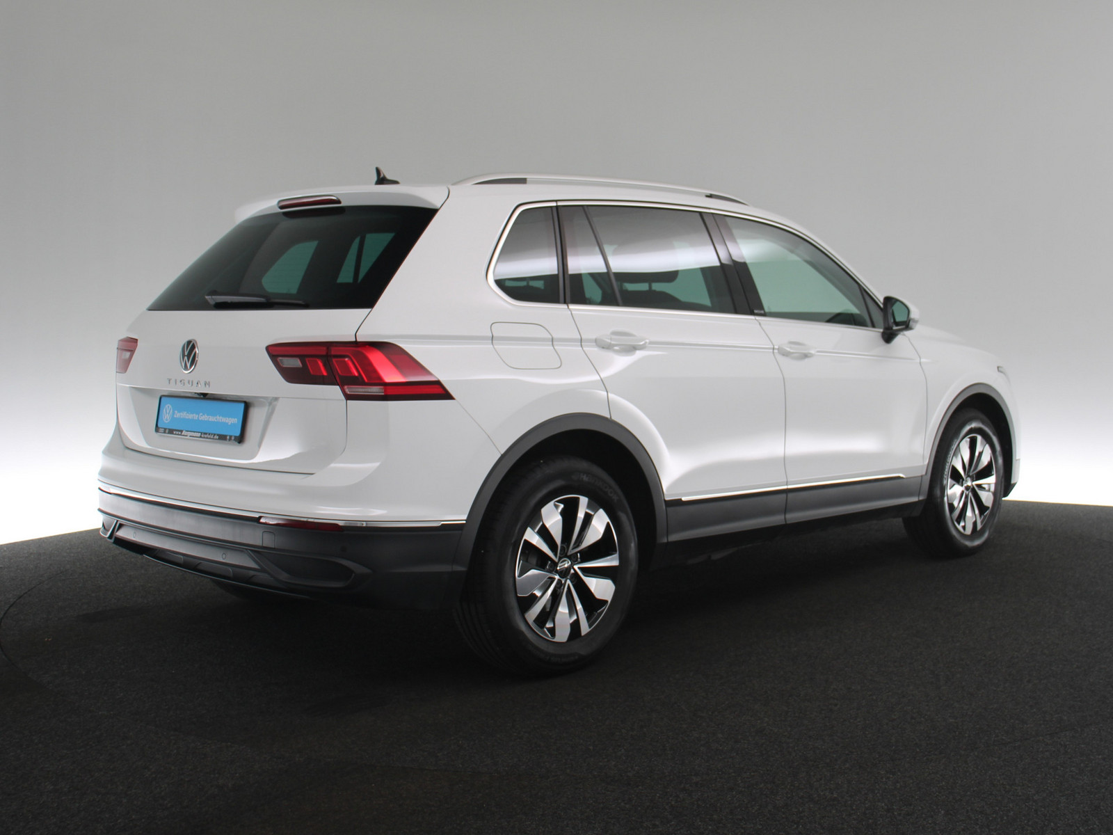 VW Tiguan 2.0 TDI Move VW Tiguan 2.0 TDI Move
