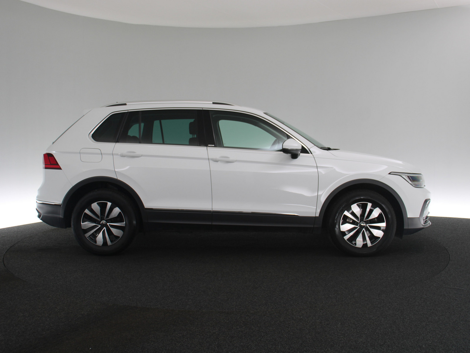 VW Tiguan 2.0 TDI Move VW Tiguan 2.0 TDI Move