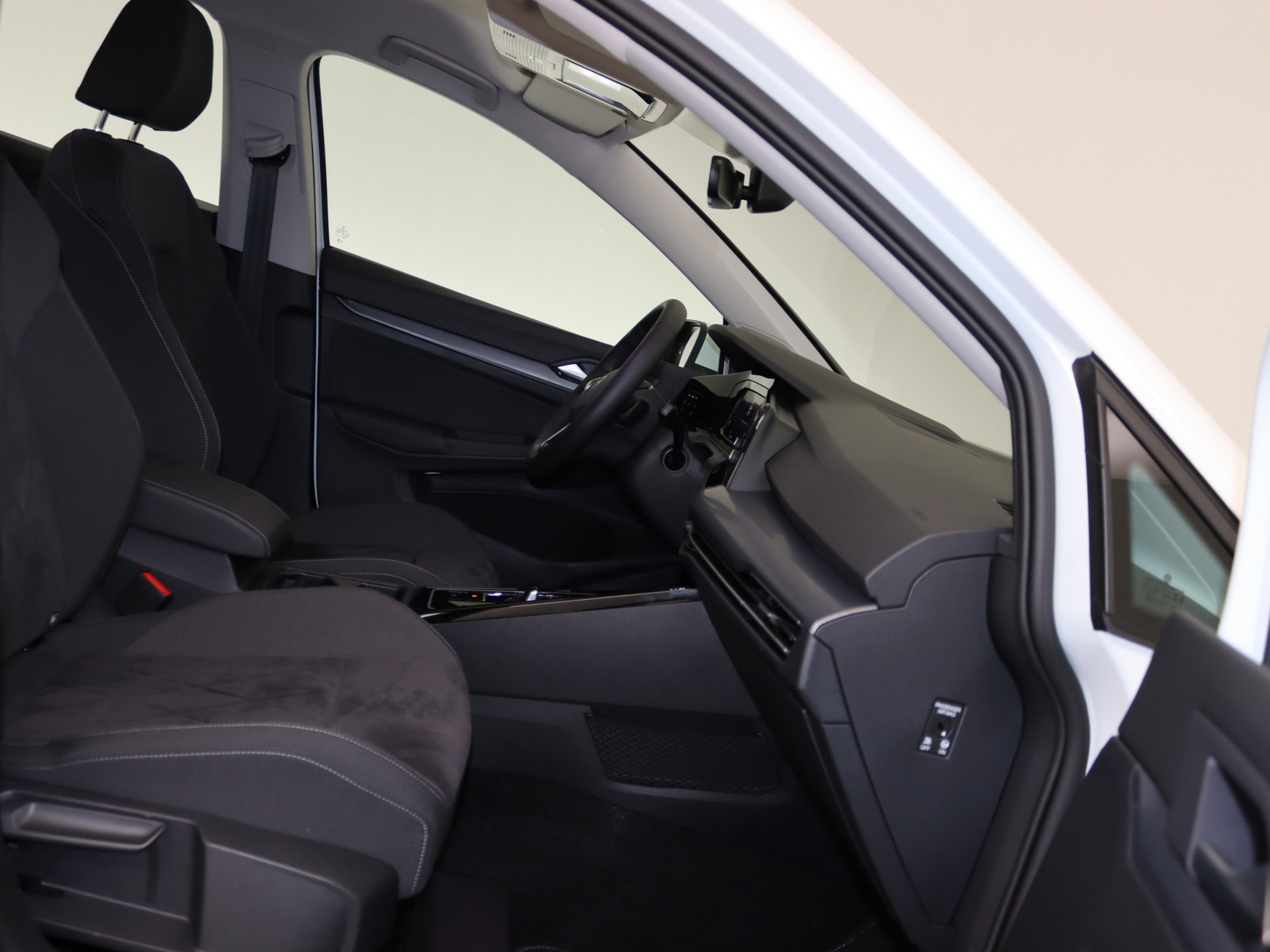 VW Golf VIII 1.5 eTSI Style VW Golf VIII 1.5 eTSI Style
