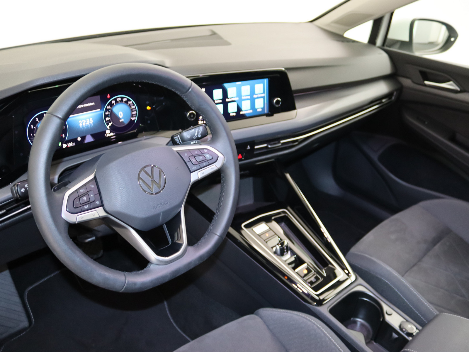 VW Golf VIII 1.5 eTSI Style VW Golf VIII 1.5 eTSI Style