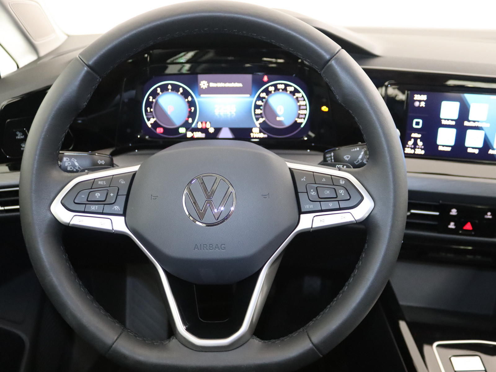 VW Golf VIII 1.5 eTSI Style VW Golf VIII 1.5 eTSI Style