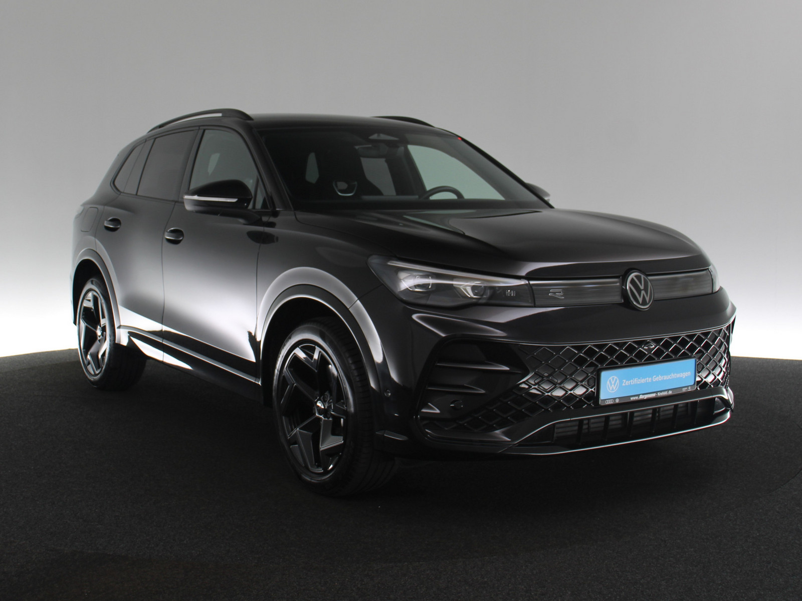 VW Tiguan 2.0 TDI R-Line 4Motion VW Tiguan 2.0 TDI R-Line 4Motion
