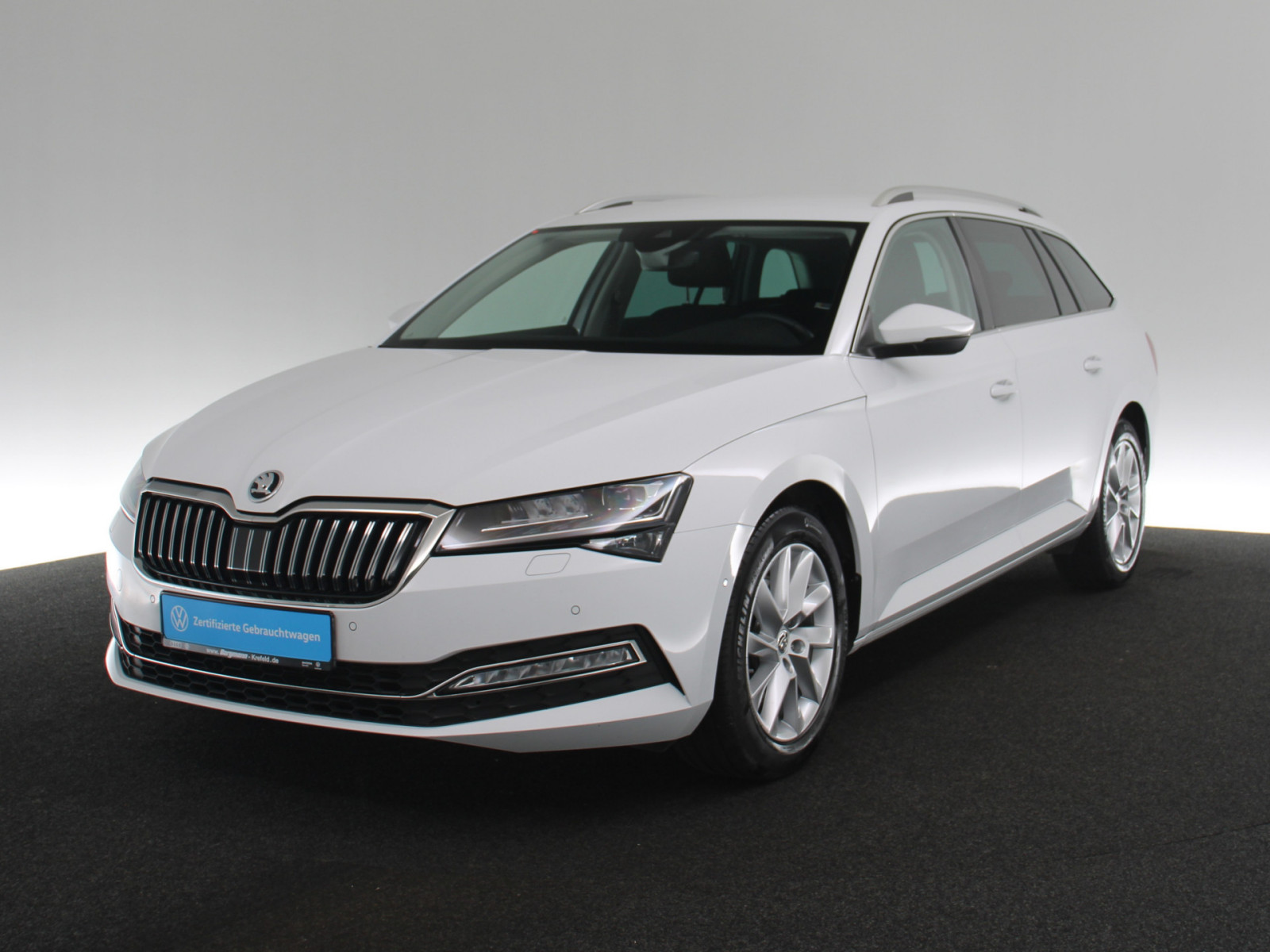 SKODA Superb Combi 2.0 TDI Style SKODA Superb Combi 2.0 TDI Style