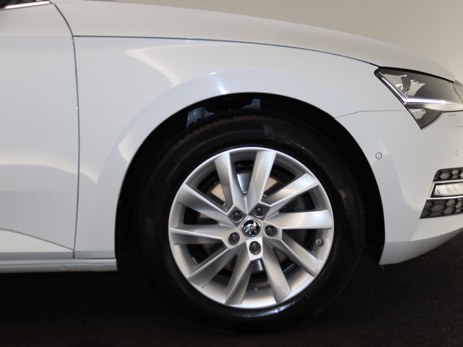 SKODA Superb Combi 2.0 TDI Style SKODA Superb Combi 2.0 TDI Style