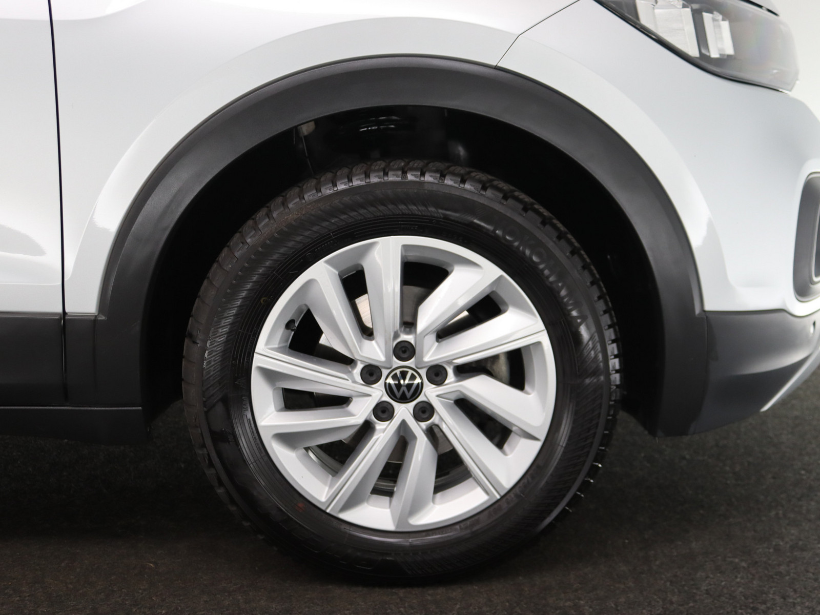 VW T-Cross 1.0 TSI Life VW T-Cross 1.0 TSI Life