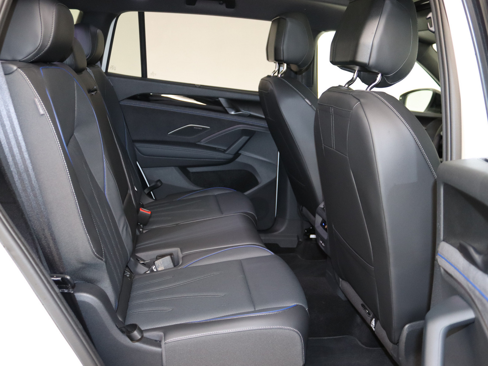 VW Tayron 2.0 TDI R-Line 4Motion VW Tayron 2.0 TDI R-Line 4Motion