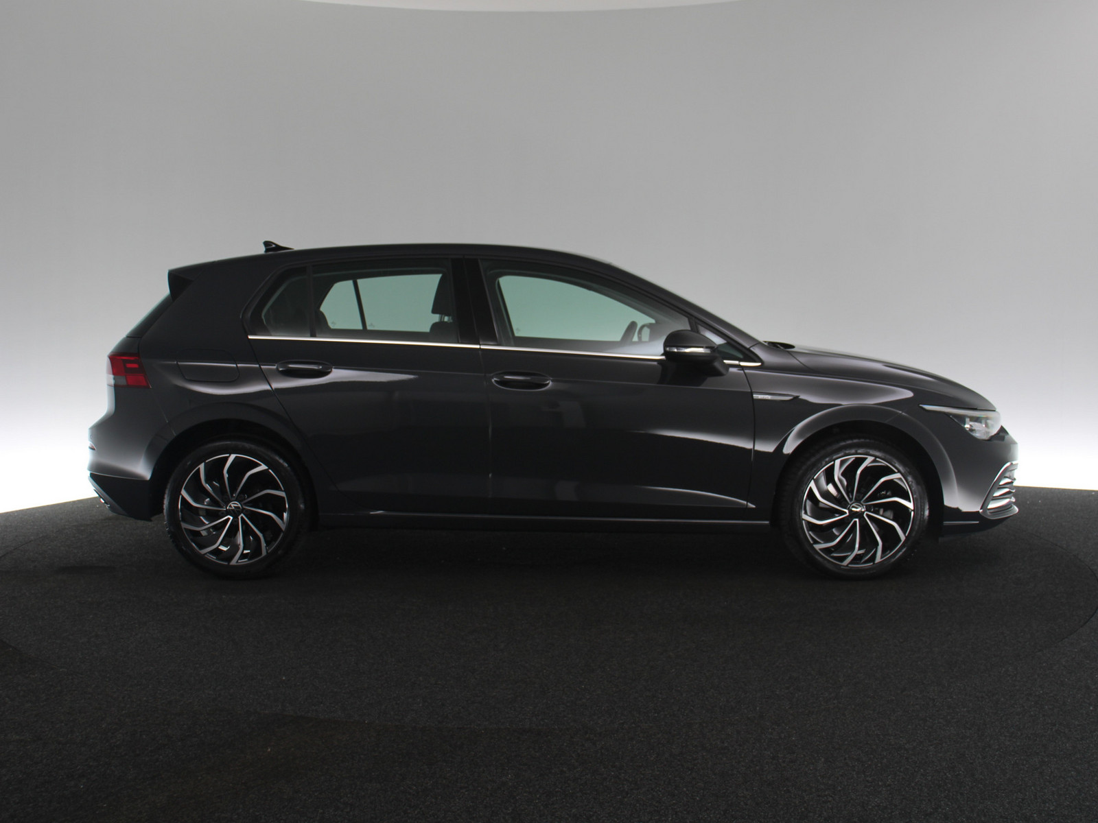 VW Golf VIII 2.0 TSI Style VW Golf VIII 2.0 TSI Style