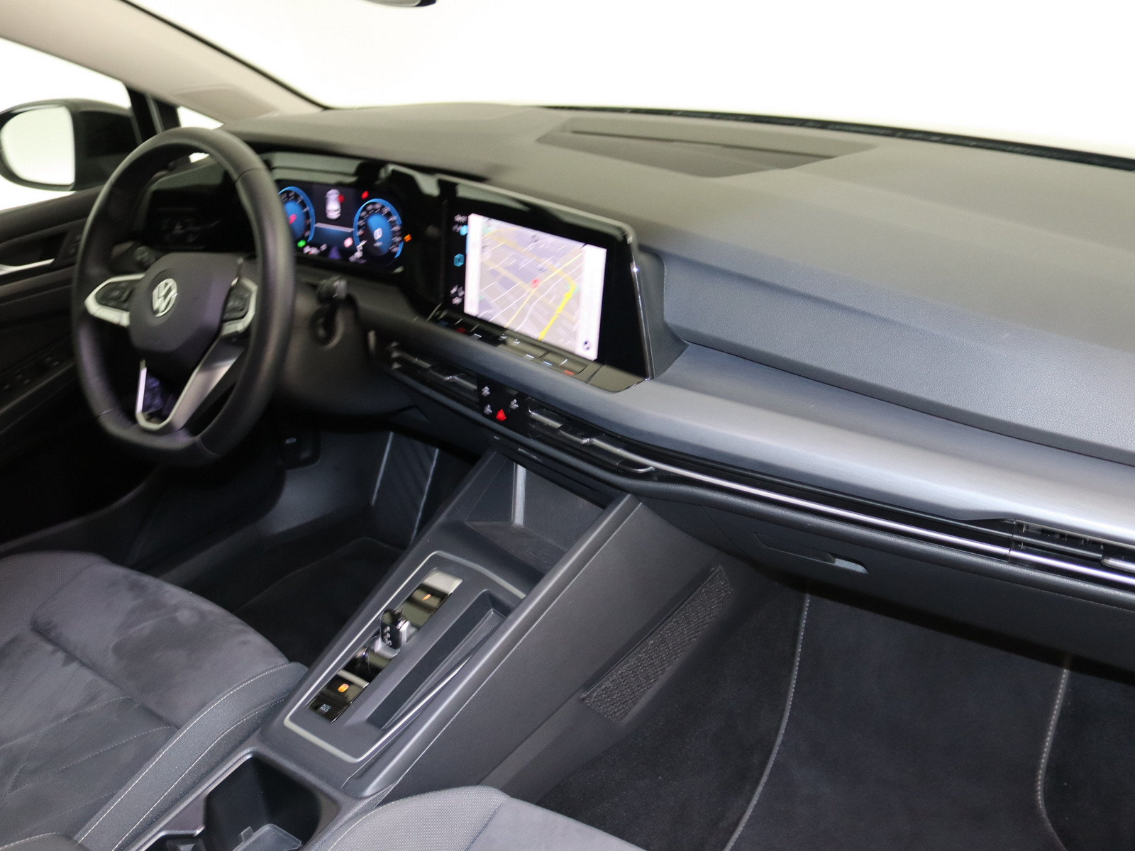 VW Golf VIII 1.5 eTSI Style VW Golf VIII 1.5 eTSI Style