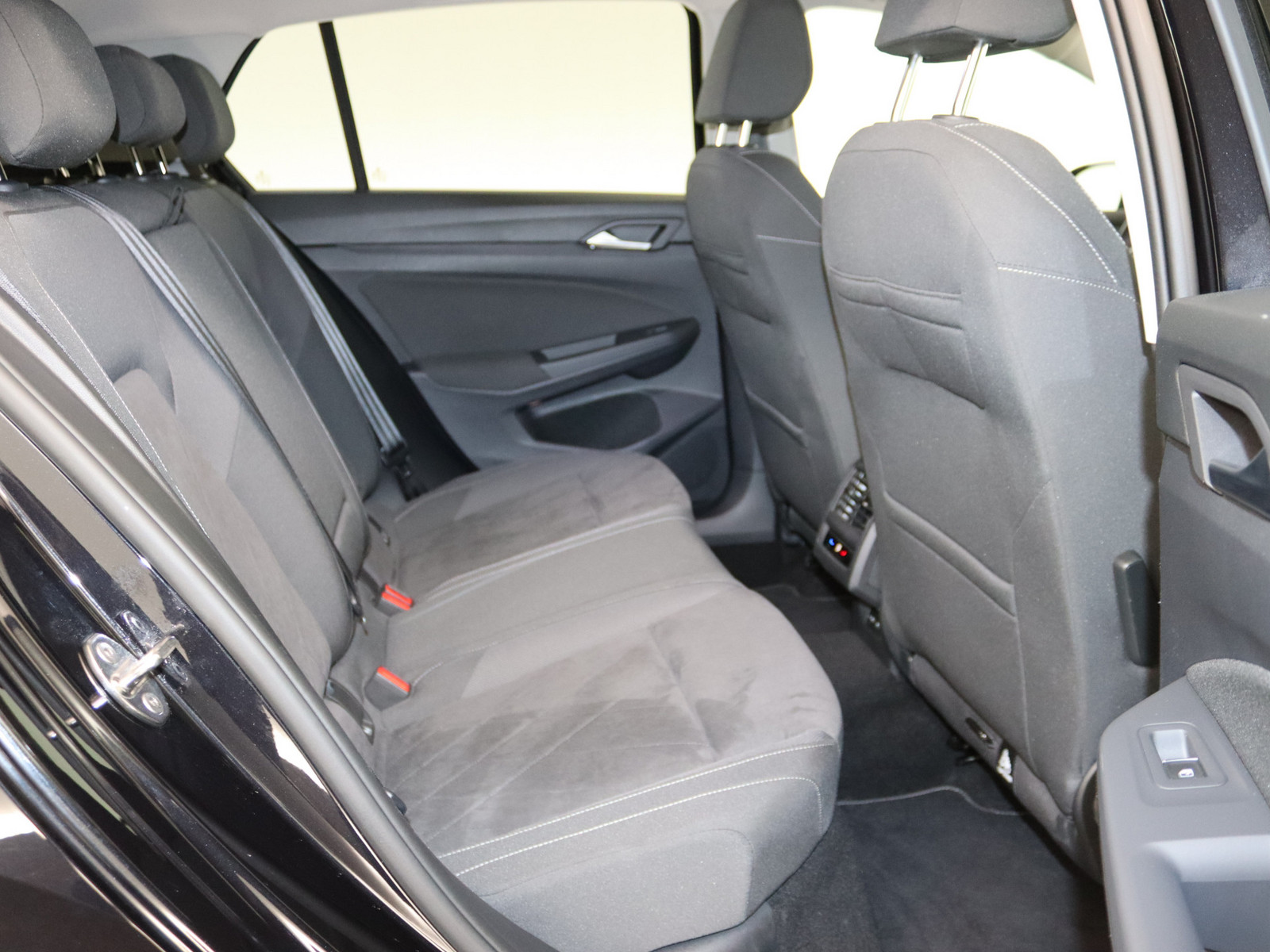 VW Golf VIII 1.5 eTSI Style VW Golf VIII 1.5 eTSI Style