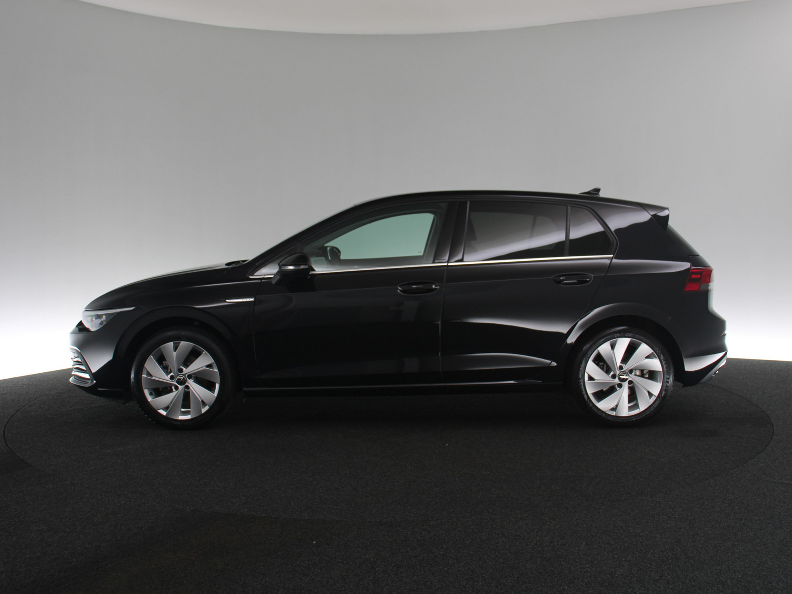 VW Golf VIII 1.5 eTSI Style VW Golf VIII 1.5 eTSI Style